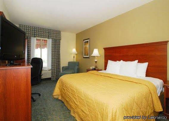Quality Inn & Suites Germantown North Exterior photo